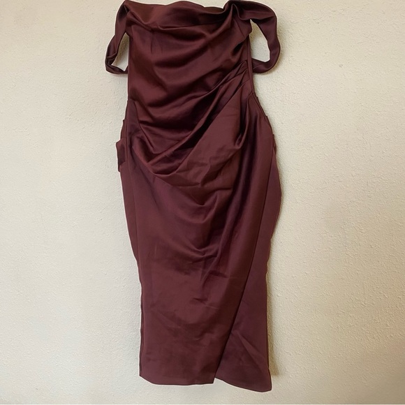 HOUSE OF CB 'Rhoda' Raisin Off Shoulder Corset Dress wine NWOT size M - Picture 4 of 14